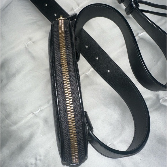 Beautiful Gucci Marmont oval belt bag - Picture 2 of 15